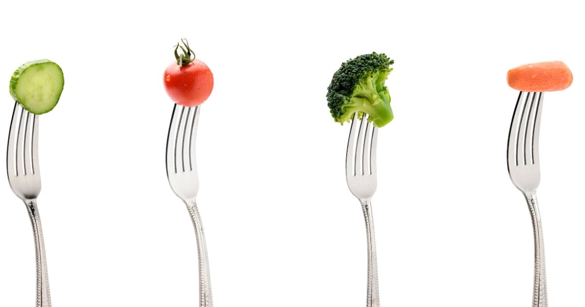 verdure su una forchetta